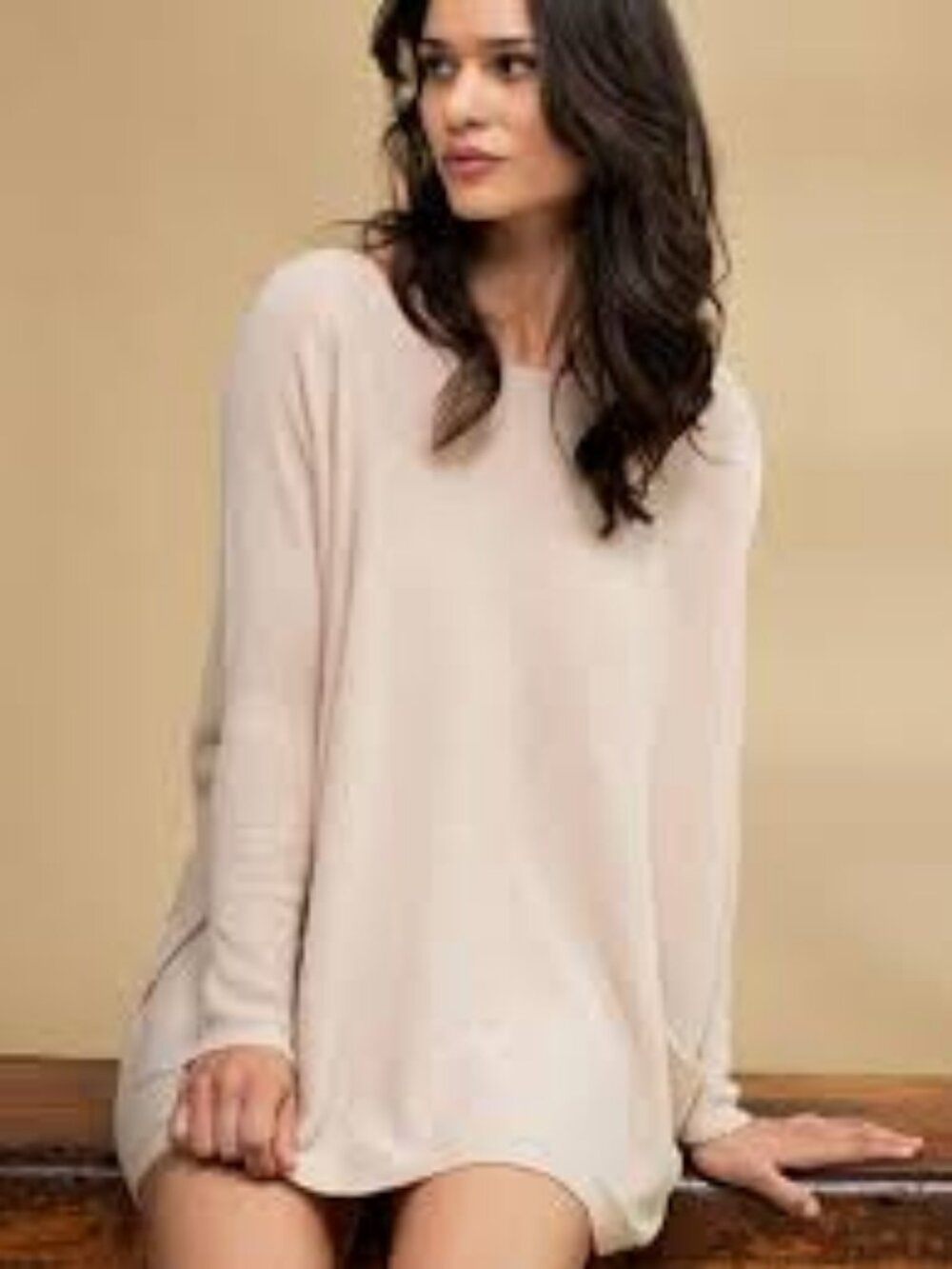 31 - NWT BAREFOOT DREAM COZYCHIC ULTRA LITE CRENECK WITH HIGH SLITS STONE - Picture 4 of 6